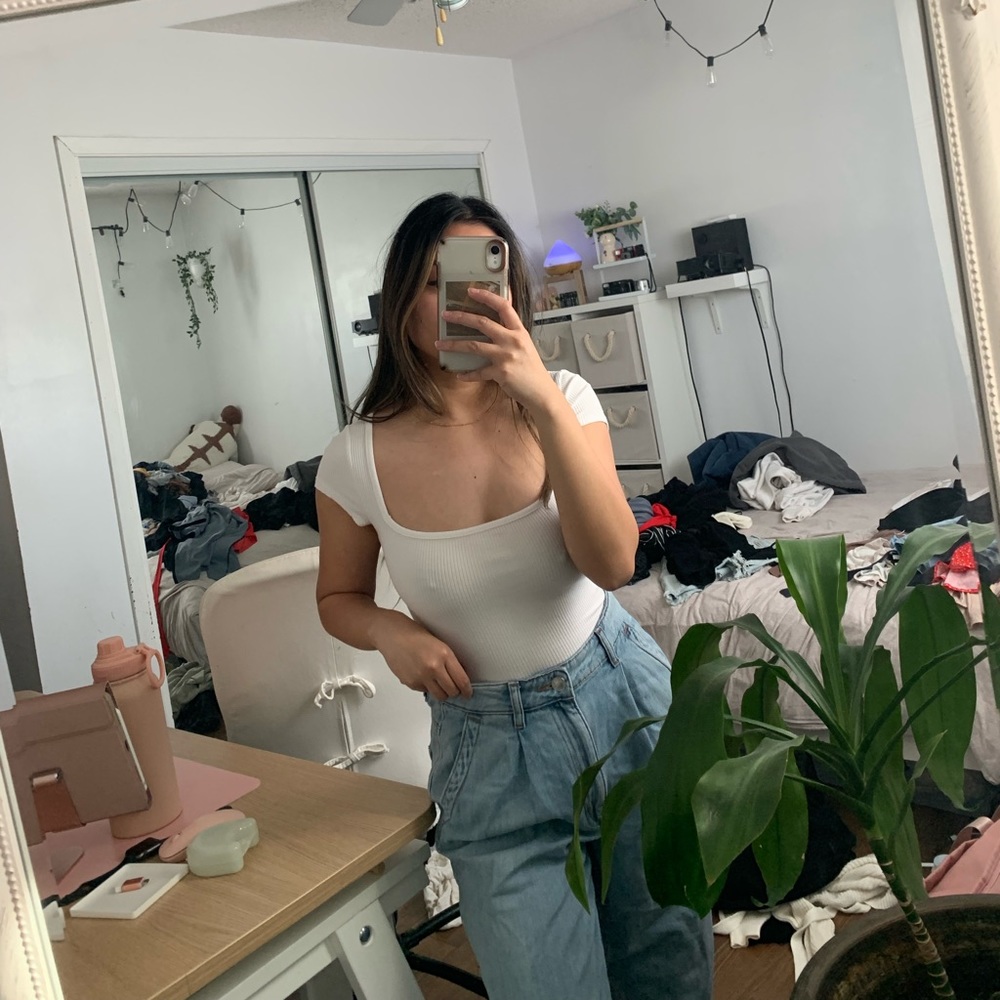 Square neck bodysuit